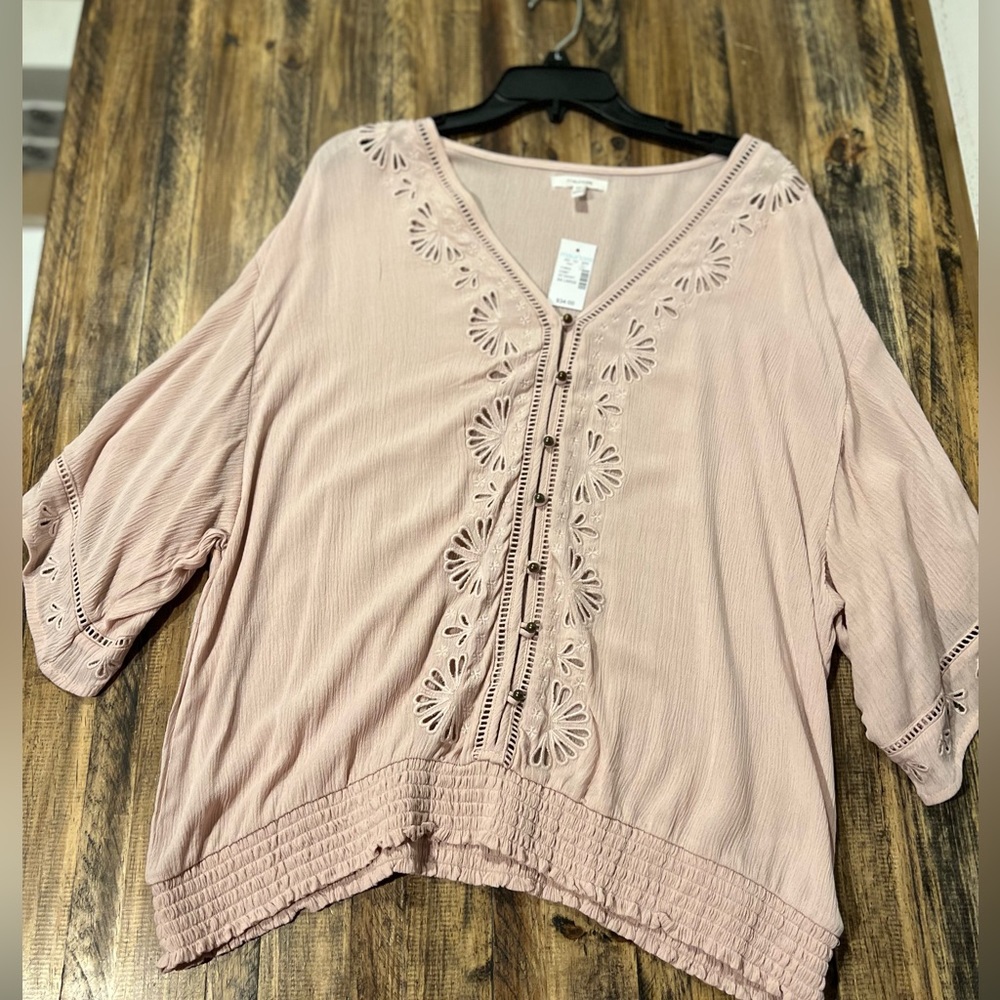 Belle sleeve blouse.